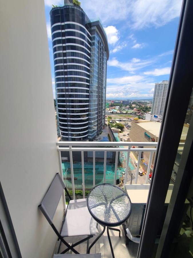 Inspiria Condo Free Airport Pickup For 3 Nights Stay Or More Davao City Dış mekan fotoğraf